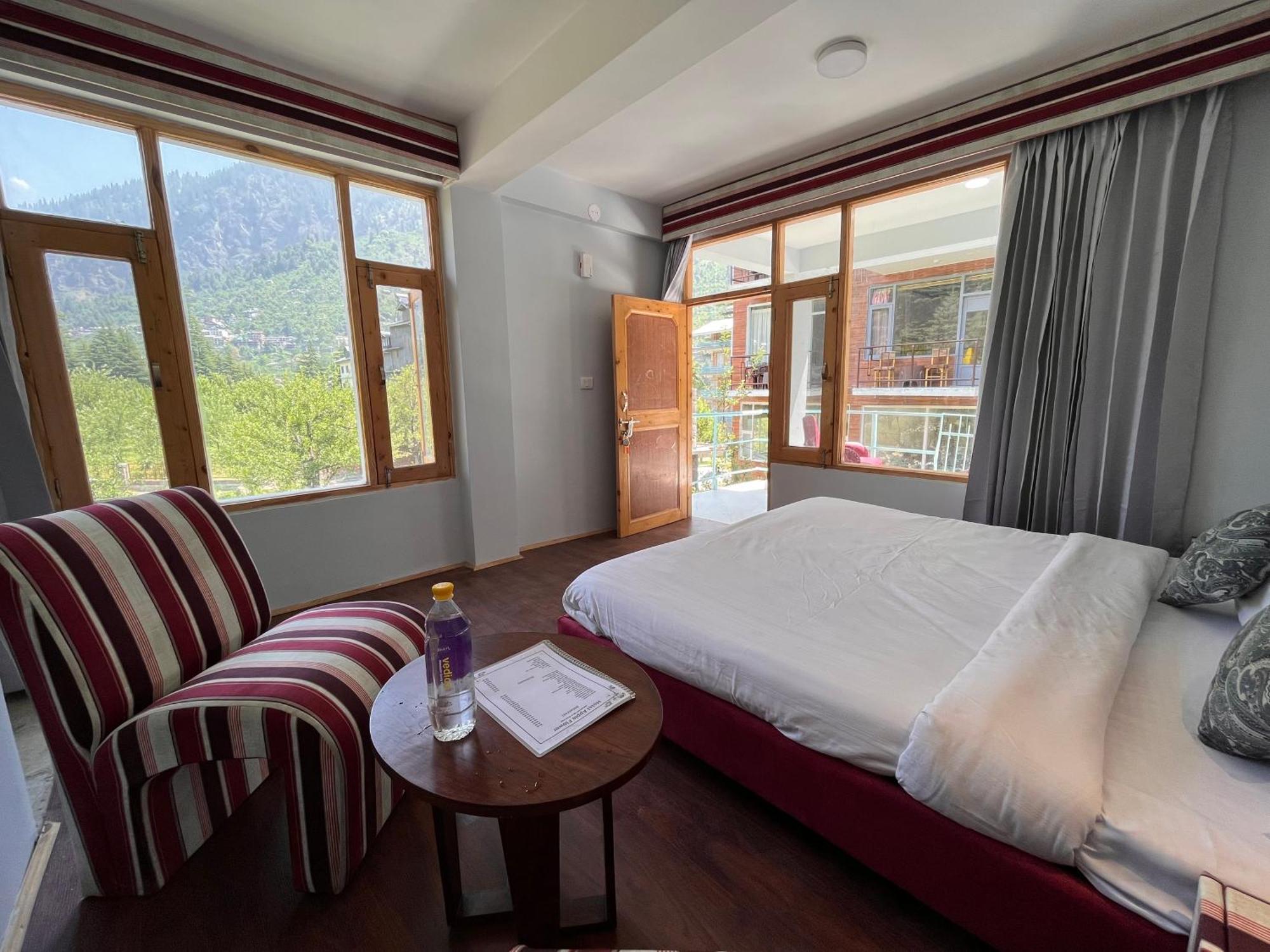Hotel English Rose, #Personal Parking, #Petfriendly, #Garden, #Bonfire Under The Stars Manāli Extérieur photo