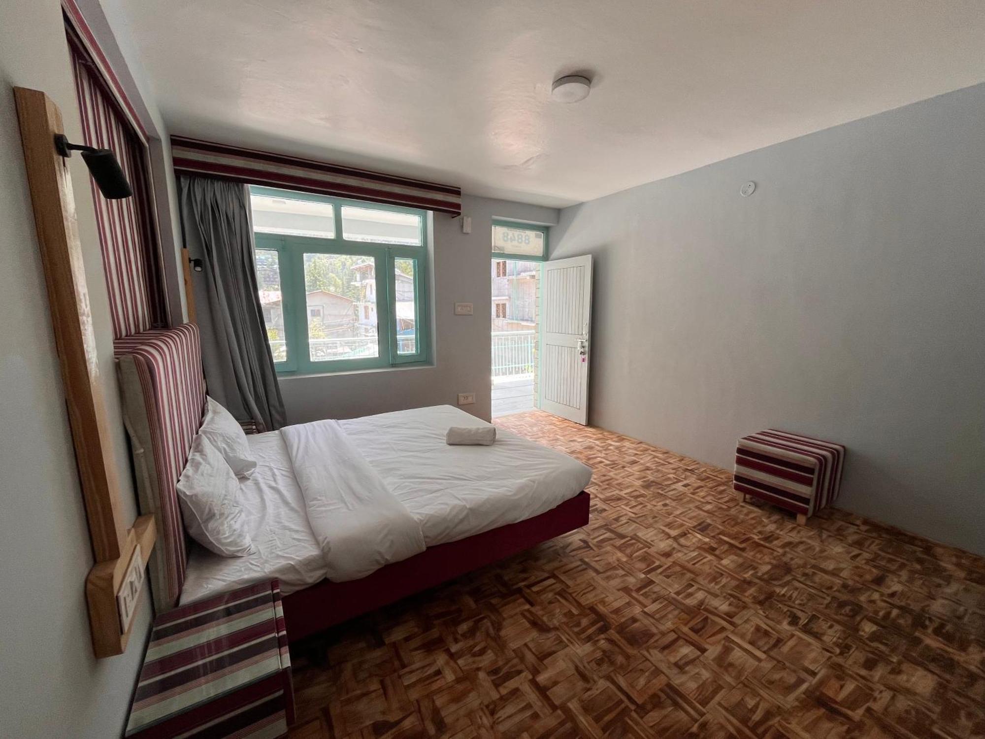 Hotel English Rose, #Personal Parking, #Petfriendly, #Garden, #Bonfire Under The Stars Manāli Extérieur photo