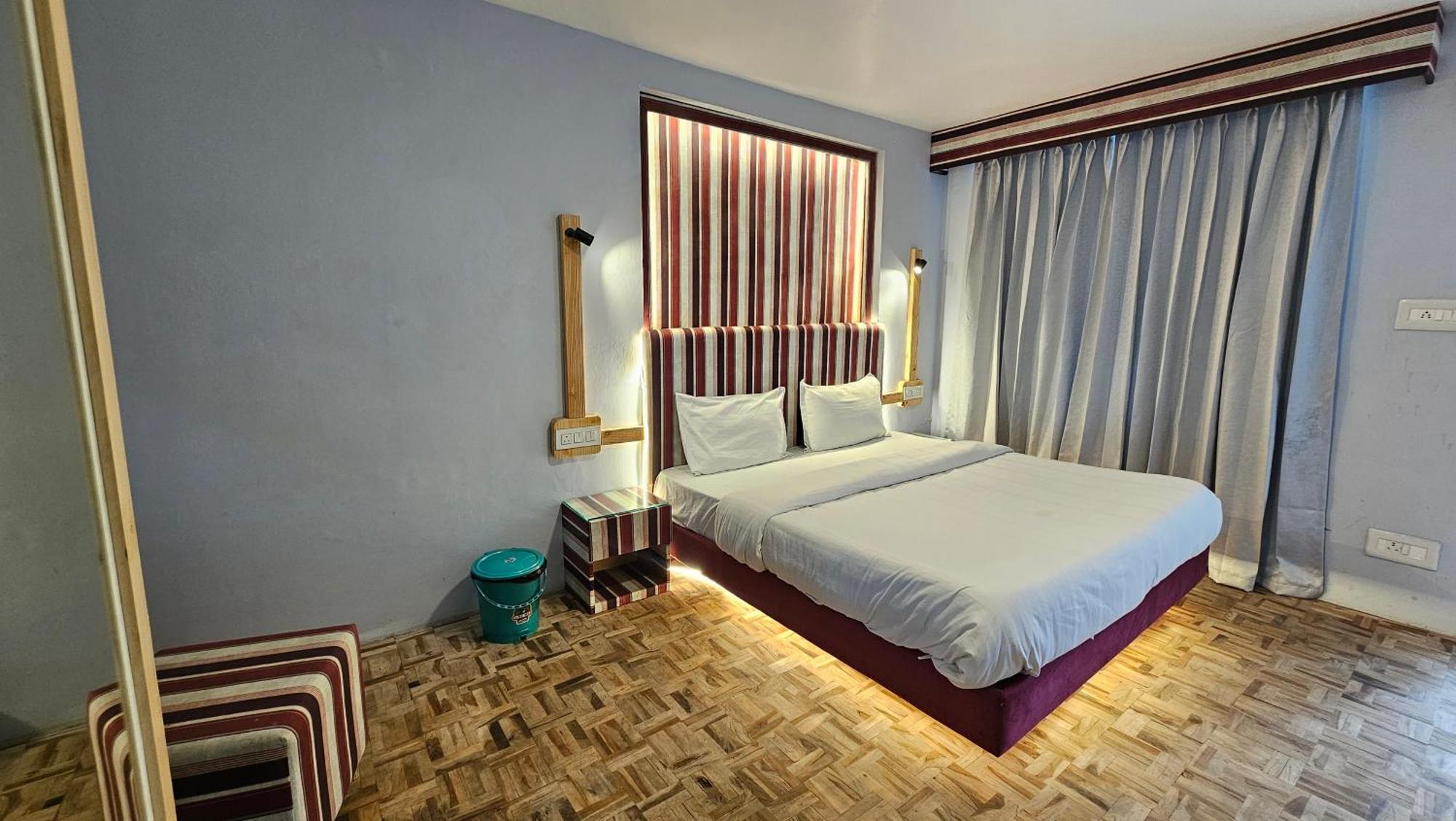 Hotel English Rose, #Personal Parking, #Petfriendly, #Garden, #Bonfire Under The Stars Manāli Extérieur photo